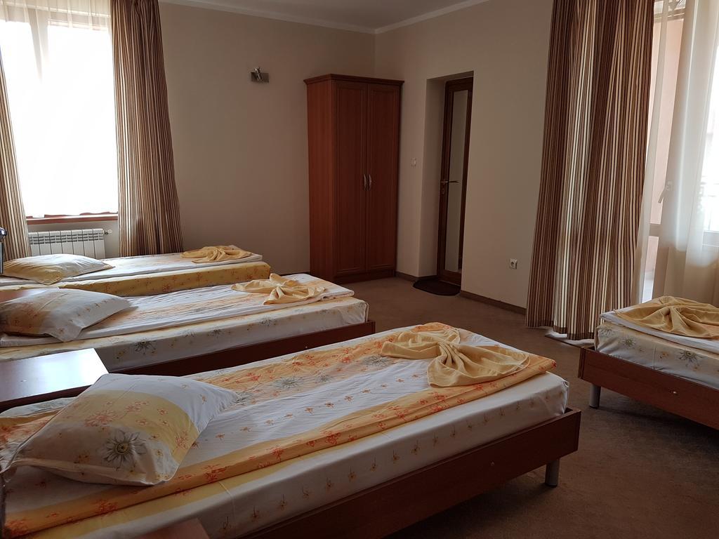 Guest House Markovi Aheloy Esterno foto