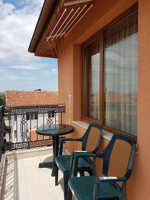 Guest House Markovi Aheloy Esterno foto
